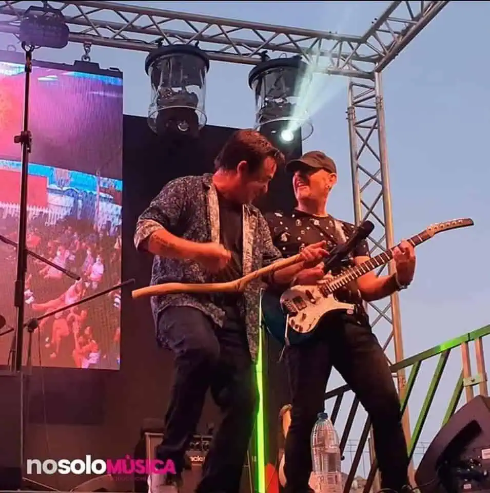 Tributo Manolo Garcia Y Ultimo De La Fila 9